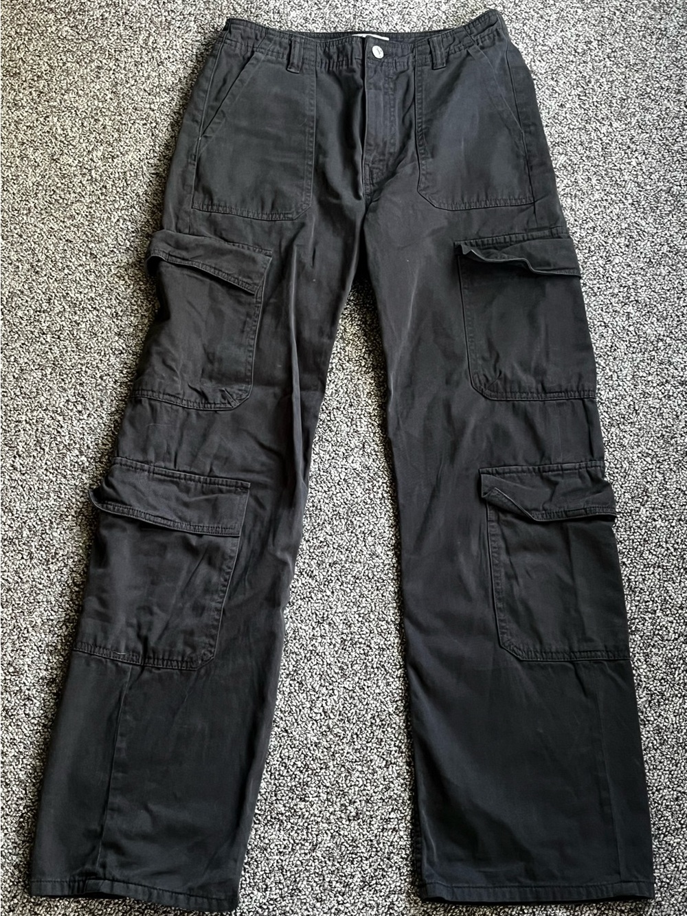 Zara Dark Gray Women’s Cargo Pants with Multiple Pockets